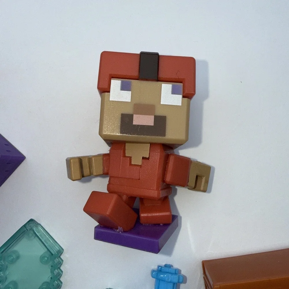 TREASURE X MINECRAFT Overworld Mine & Craft Character -‎ Mini Action Figure